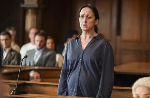 Sonia Fowler in a courtroom scene from EastEnders.