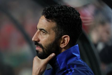 ‘The last position we need’, moan Man Utd fans as they’re linked with shock Premier League defender