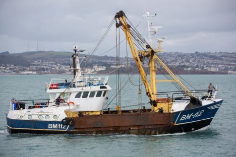 Fears British fishermen will be sold out in fresh Brexit betrayal following spat with French