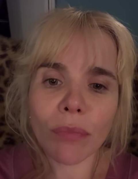 Paloma Faith looking directly at the camera with "chatty man" in a black box below her face.