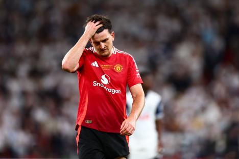 Harry Maguire of Manchester United looking dejected.