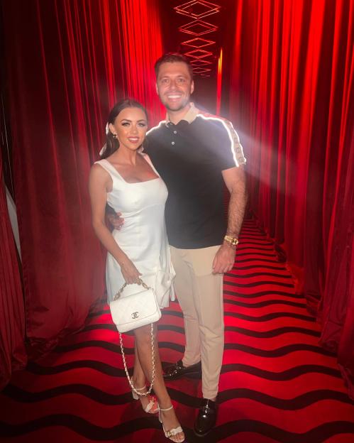 Lydia Lucy and Tommy Watson posing together.