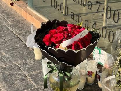 Suspect in brutal execution of influencer Valeria Marquez leaves bouquet of red roses outside salon with mysterious note