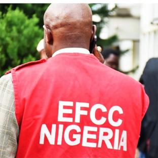 EFCC arraigns bankers, three others for alleged cybercrime in Lagos