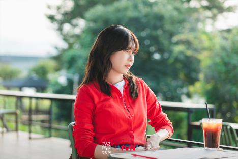 Sooyoung Shrugs Off Concerns As Gong Myoung Hands Her Alcohol Addiction Test In “Second Shot At Love”; 3