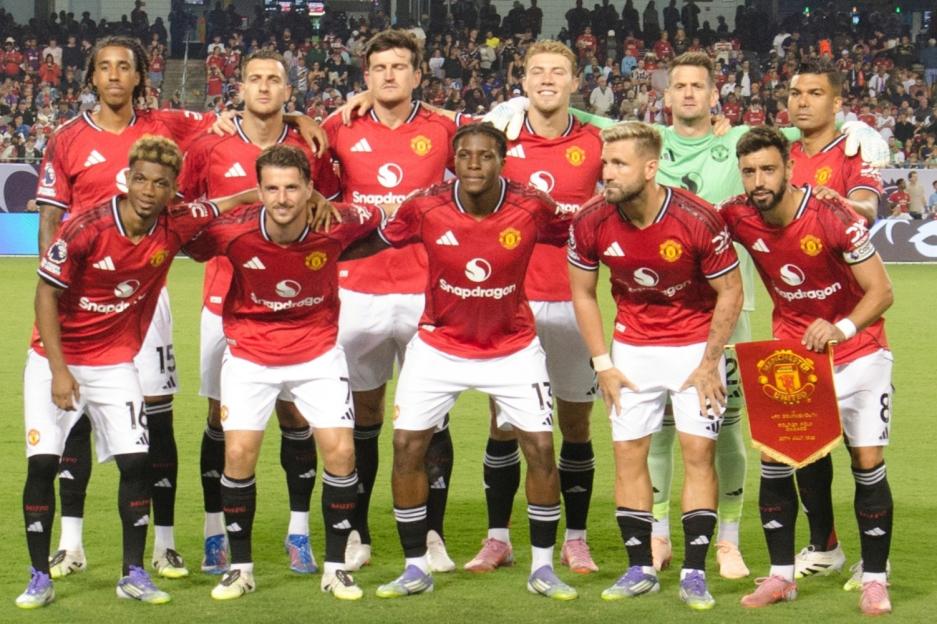 Man Utd in grave danger of breaking 4,321 game record dating back to before World War 2 in first Premier League match