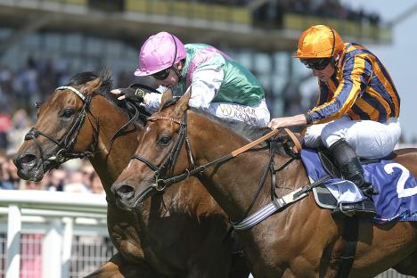 Heartbreak for Roger Teal as Lead Artist runs down Dancing Gemini in dying strides of Lockinge