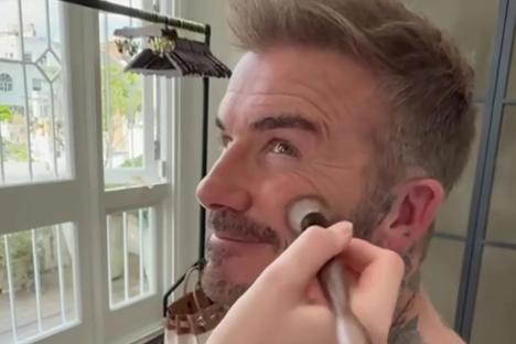 David Beckham ignores ‘family feud’ as he gets his makeup done by daughter Harper, 13, after Brooklyn Beckham swipe