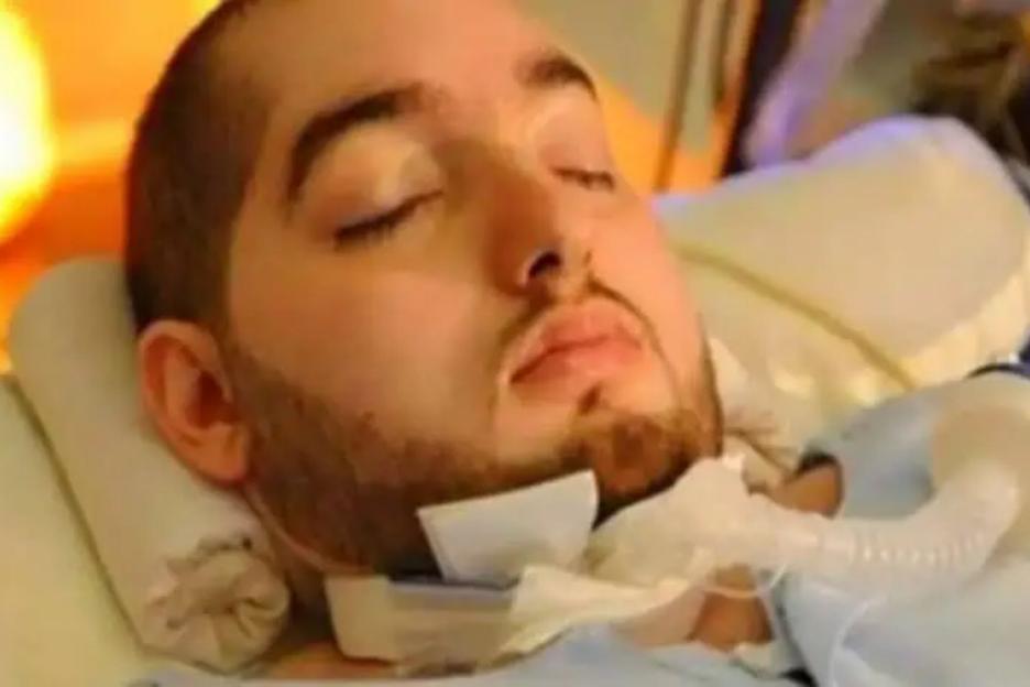 Saudi’s ‘Sleeping Prince’ royal who spent 20 YEARS in a coma after horror London car crash dies aged 36