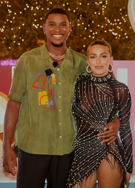 Toni Laites and Cach Mercer, winners of Love Island.