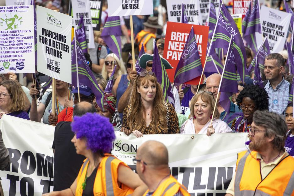 Tory Peer Urges Labour to Revamp Workers' Rights to Protect Against Online Post Dismissals
