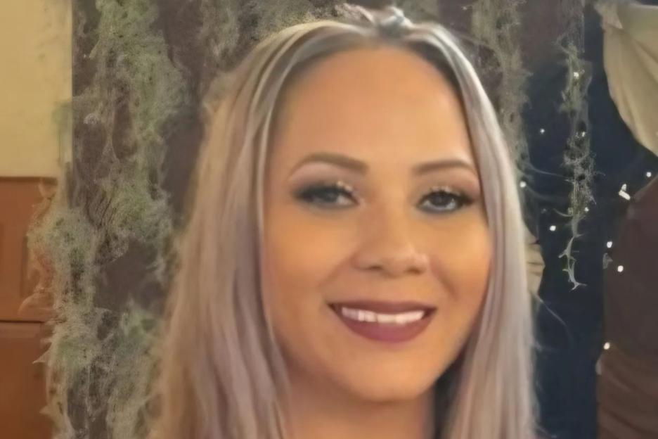 Mum-of-three ‘bleeds to death in horror botched tummy tuck op after surgeon slashed her liver but blamed heart attack’
