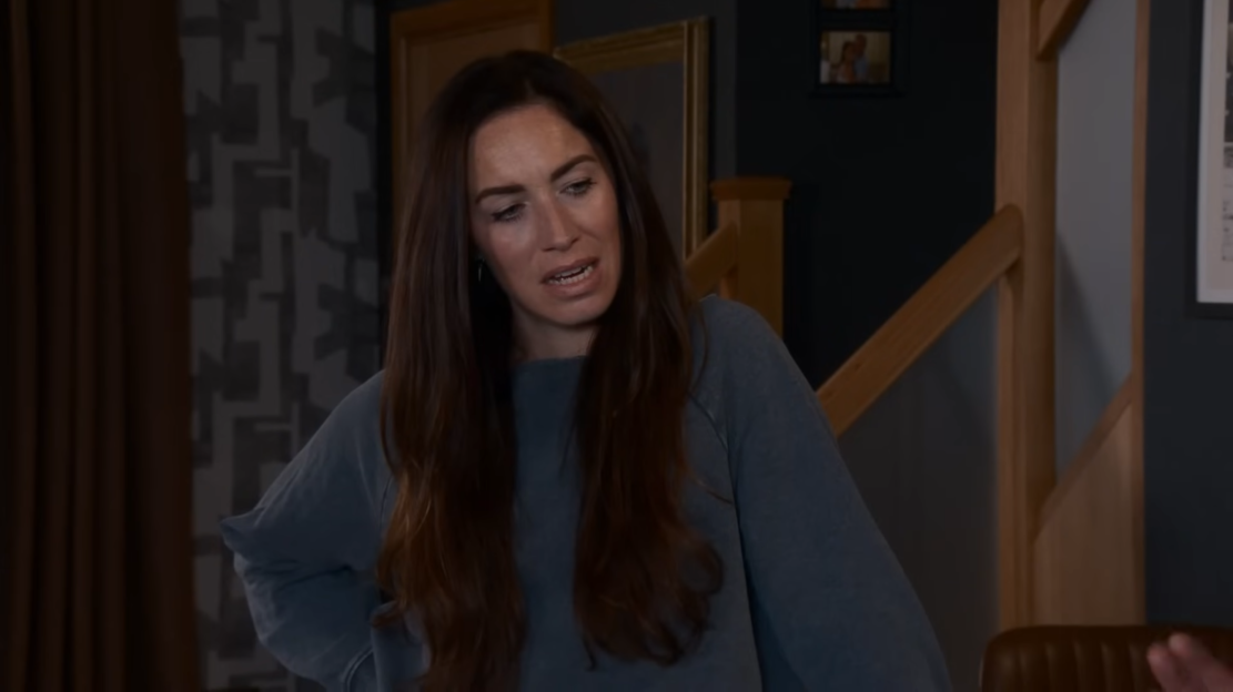Coronation Street favourite PREGNANT as she drops baby bombshell on horrified husband