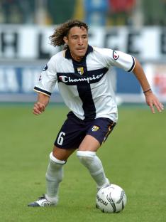 Jorge Bolano of Parma playing soccer.
