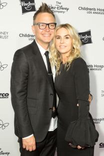 Mark Hoppus and Skye Everly at a Children's Hospital Los Angeles Gala.