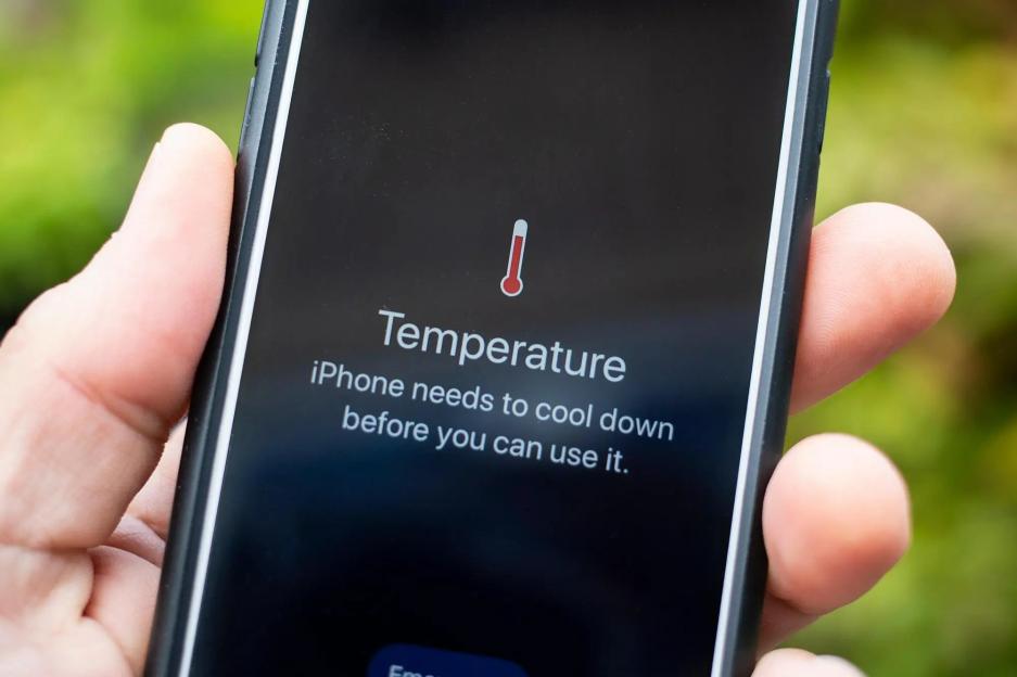 How to stop your iPhone BREAKING in the heat – protect your mobile NOW