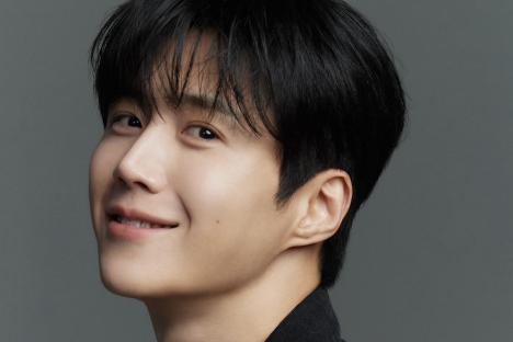 Kim Seon Ho Makes Heartfelt Donation On His Birthday