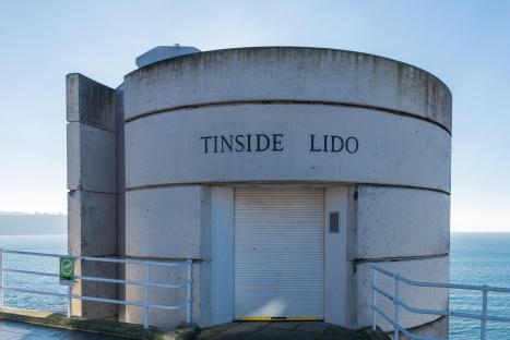 Tinside Lido entrance.