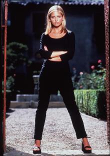 Sarah Michelle Gellar in Buffy the Vampire Slayer.