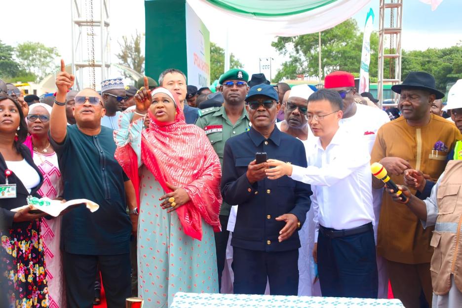 Wike Launches Abuja Light Up Project, Revealing 80% of FCT Was in the Dark