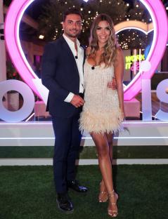 Ekin-Su Culculoglu and Davide Sanclimenti, winners of Love Island.