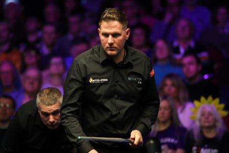World Snooker Championship star, 36, breaks down in tears after revealing he’s quit booze following ‘bad experiences’