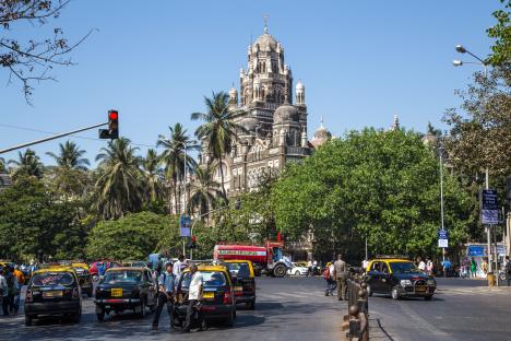 Budget airline launches first UK flights to one of the world’s busiest cities