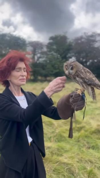 Sharon Osbourne with an owl.