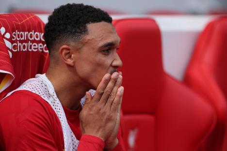 Trent Alexander-Arnold on the substitutes bench.