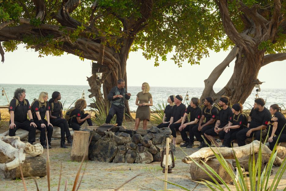 Bear Grylls, Holly Willoughby, and 12 other celebrities on Celebrity Bear Hunt.