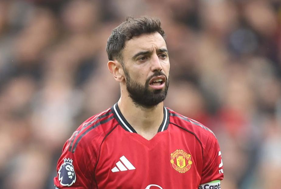 Man Utd Lowers Bruno Fernandes' Transfer Price Amid Captain's Struggles in New Role Under Ruben Amorim