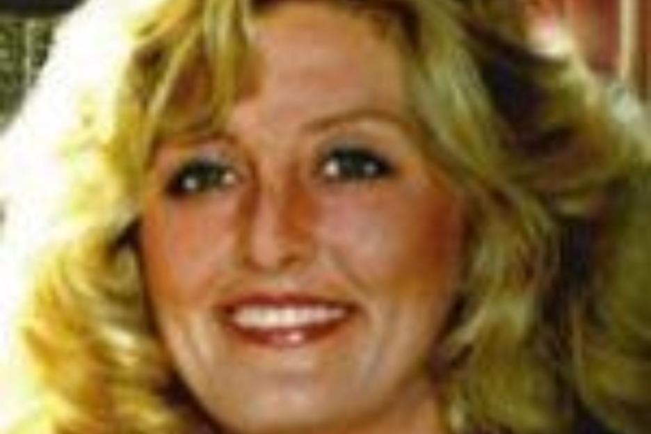 L. J. Smith dead: Author of ‘Vampire Diaries’ book series dies aged 66 after suffering rare disease as tributes pour in