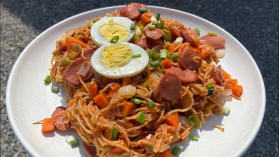 Turn Leftover Stew into a Delicious Spaghetti Jollof with This Easy Recipe from Meg’s Cuisine