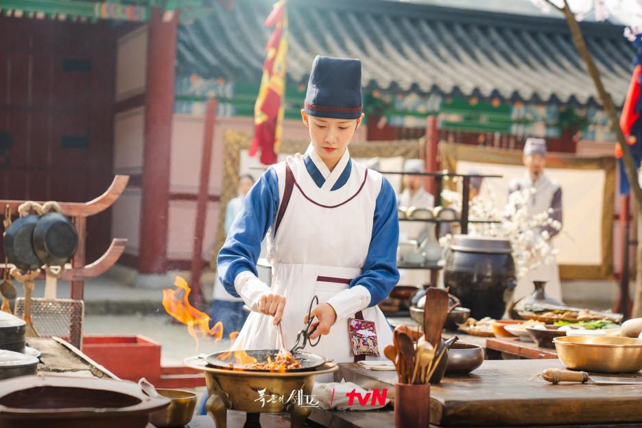 Lim-yoona-4