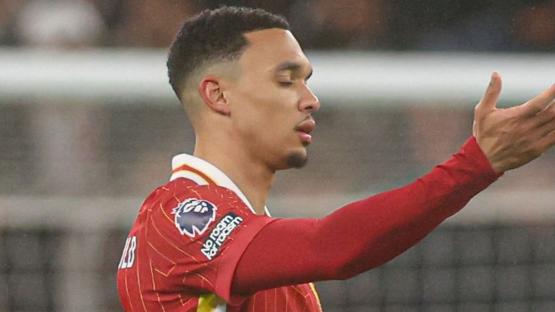 Trent Alexander-Arnold ‘remembers NOTHING of Man Utd clash as mind was in such a blur after Real Madrid transfer bid’