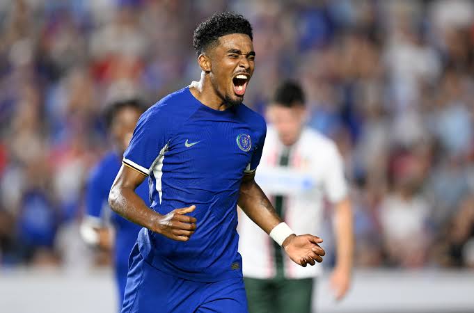 Adult Website Offer Chelsea £40million To Become Their New Shirt Sponsor