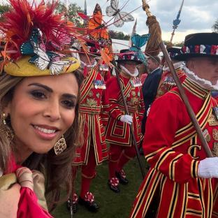 Panthea Parker with Yeoman Warders in London.