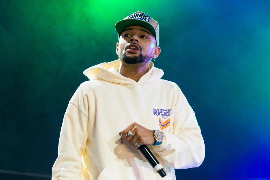 Wes Nelson performing at Reading Festival.