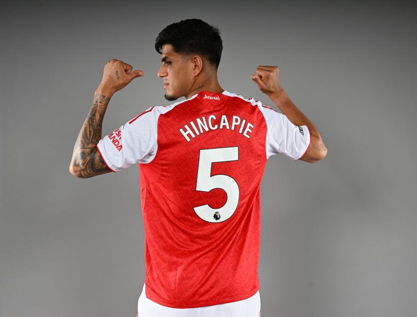 Getty-arsenal-unveil-new-signing-piero-hincapie-spo-gyi2233233561jpg-js1020121594-1