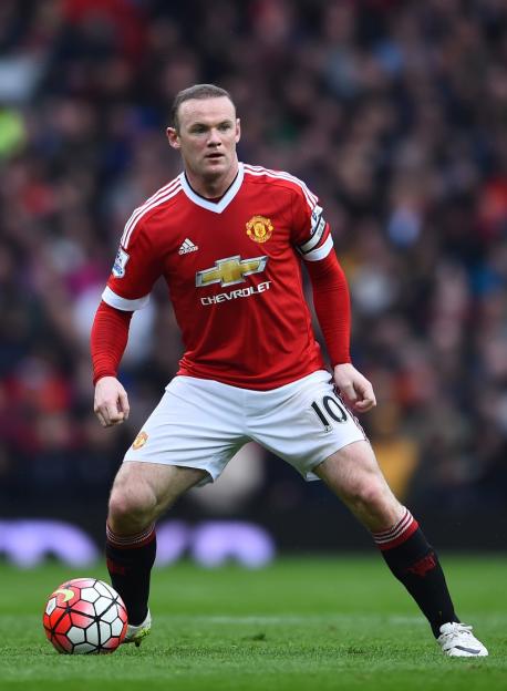 MANCHESTER, UNITED KINGDOM - MAY 01: Wayne Rooney of Manchester United in action during the Barclays Premier League match between Manchester United and Leicester City at Old Trafford on May 1, 2016, in Manchester, England. (Photo by Laurence Griffiths/Getty Images)