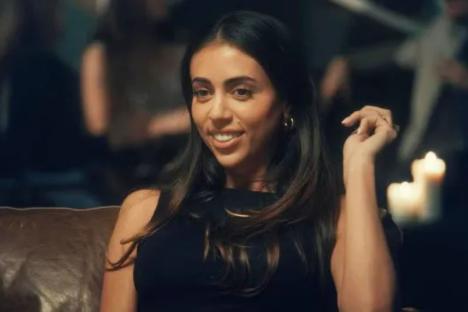 Reality show crossover as UK fan-favourite is secretly dating Australian multi-millionaire TV icon after co-star split