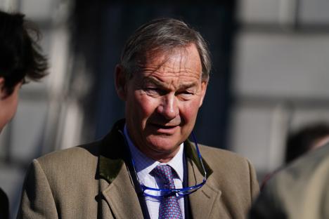 Ex-Reform MP Rupert Lowe won’t face charges over ‘verbal threats’ & slams Farage for ‘weaponizing justice system’