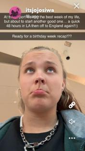 JoJo Siwa Snapchat story announcing her trip to England.