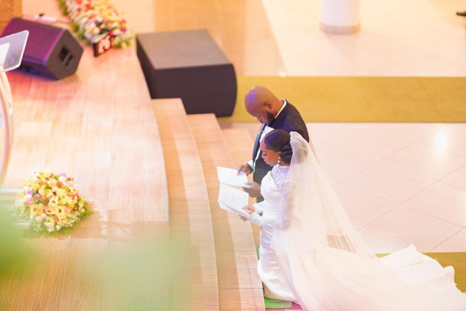 Dara-sam-white-wedding-bellanaija-weddings121-scaled