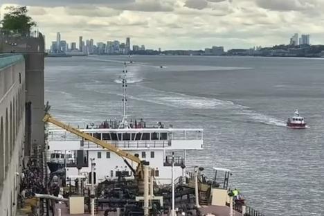 One dead and two left injured after boat explodes on Hudson River during NYC Fleet Week