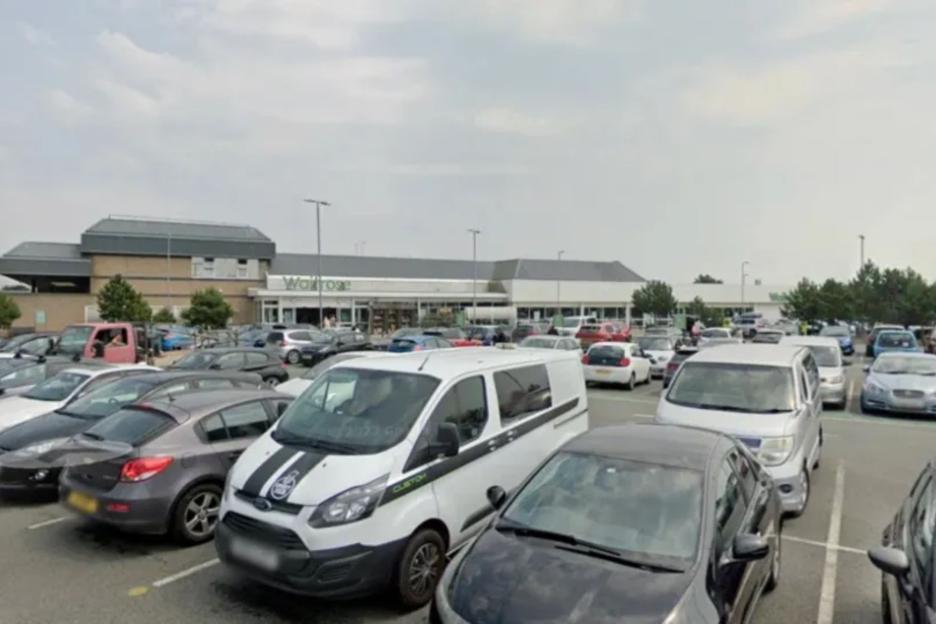 Tragic Accident: Woman Loses Life in Four-Vehicle Collision at Supermarket Parking Lot