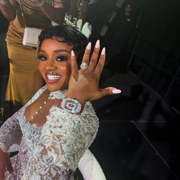 Davido gifts wife $300,000 Richard Mille diamond watch