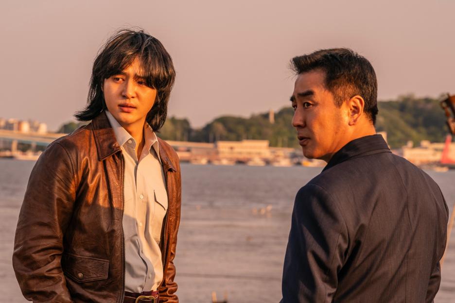Ryu Seung Ryong And Yang Se Jong Showcase Uncle-Nephew Chemistry As They Team Up To Search For Treasure In New Drama “Low Life”
