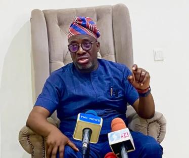 You can easily jail ex-governors for abuse of office – Showunmi tells EFCC