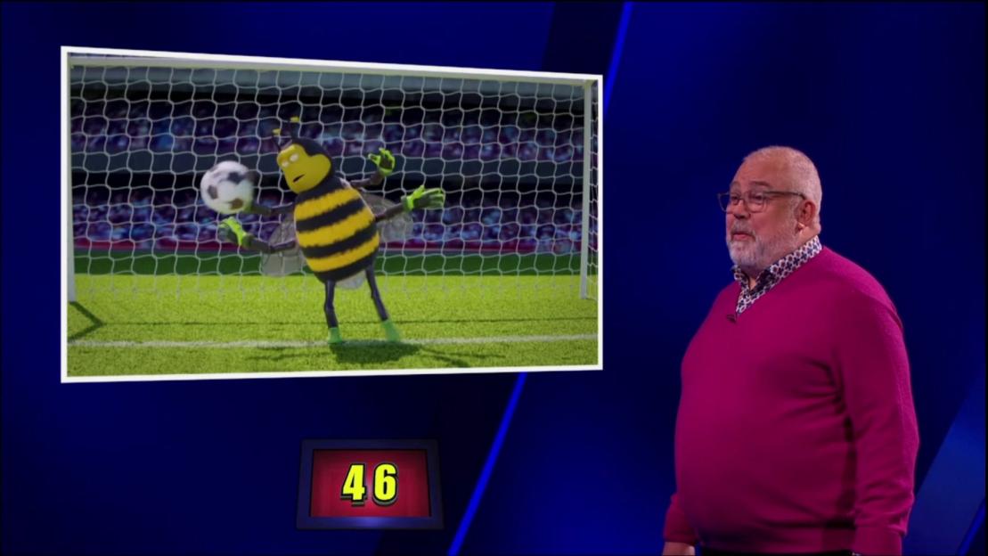 Screenshot from Celebrity Catchphrase showing Cliff Parisi and an animated bee goalie.